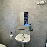 بيت ضيافة Willow Dene سكرابورو