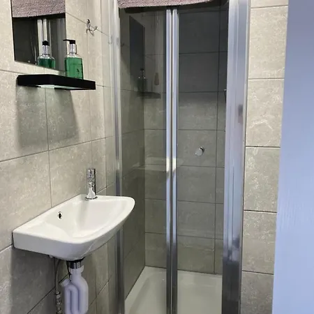 Willow Dene 2* سكرابورو