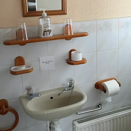 بيت ضيافة Willow Dene سكرابورو