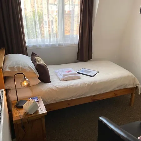 Willow Dene Guest house Scarborough